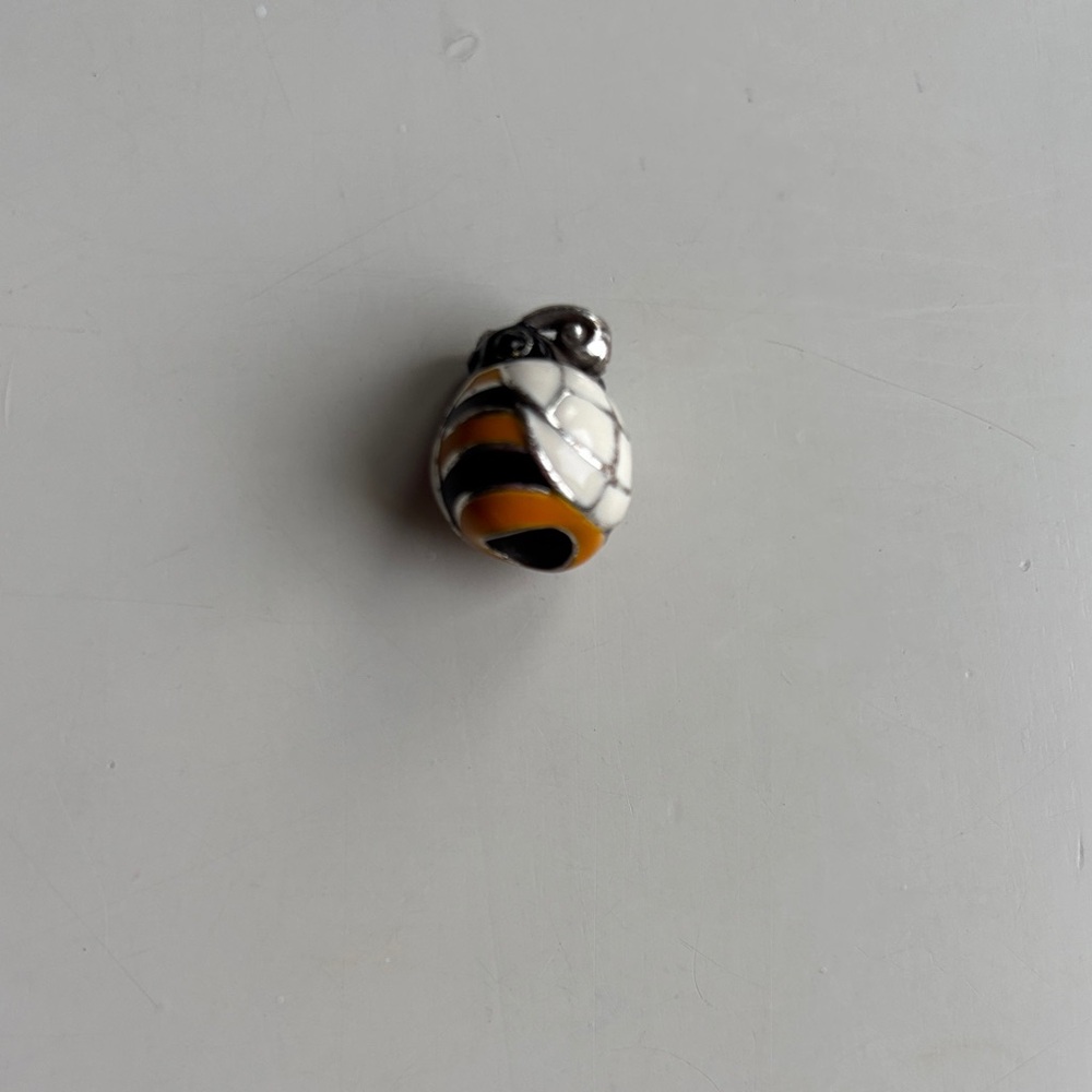 Elegant Black and Yellow Ladybug Brighton Spacer